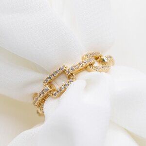 Stylish Chain Link CZ Ring | Dainty Cubic Zirconia Statement Jewelry